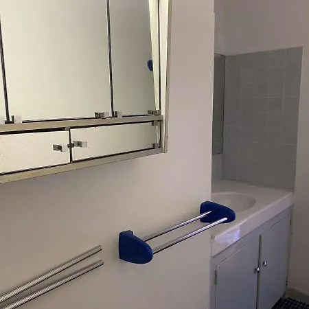 Apartment 2 Pieces Avec Parking A Port Camargue - Fr-1-250-170 Le Grau-du-Roi